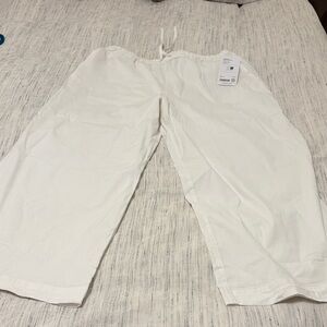 Athleta Women's White Cropped Pants